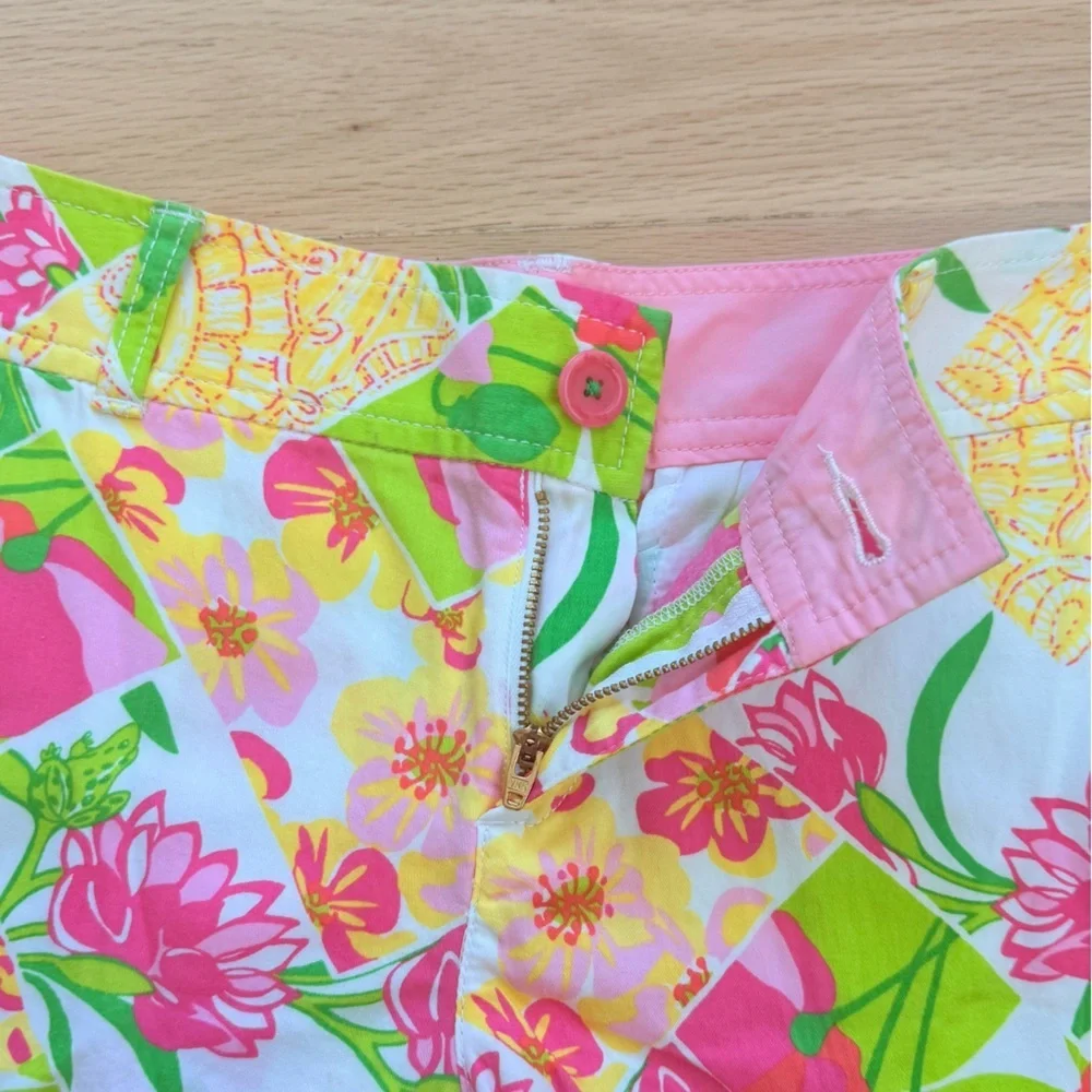 Lilly Pulitzer Fields Forever Mid Rise Callahan Shorts 100% Cotton Size 8 - Picture 3 of 10